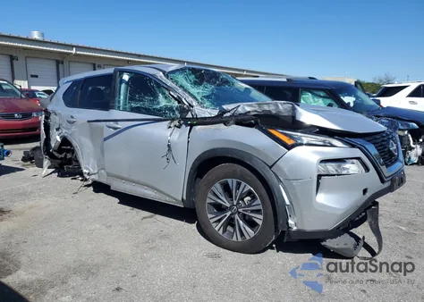 2023 Nissan Rogue Sv z USA, uszkodzony, nr VIN 5N1BT3BA7PC834858